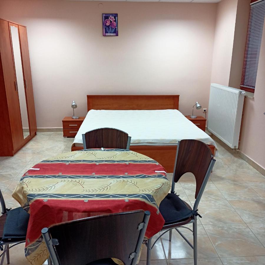 Bük Livia Apartman מראה חיצוני תמונה